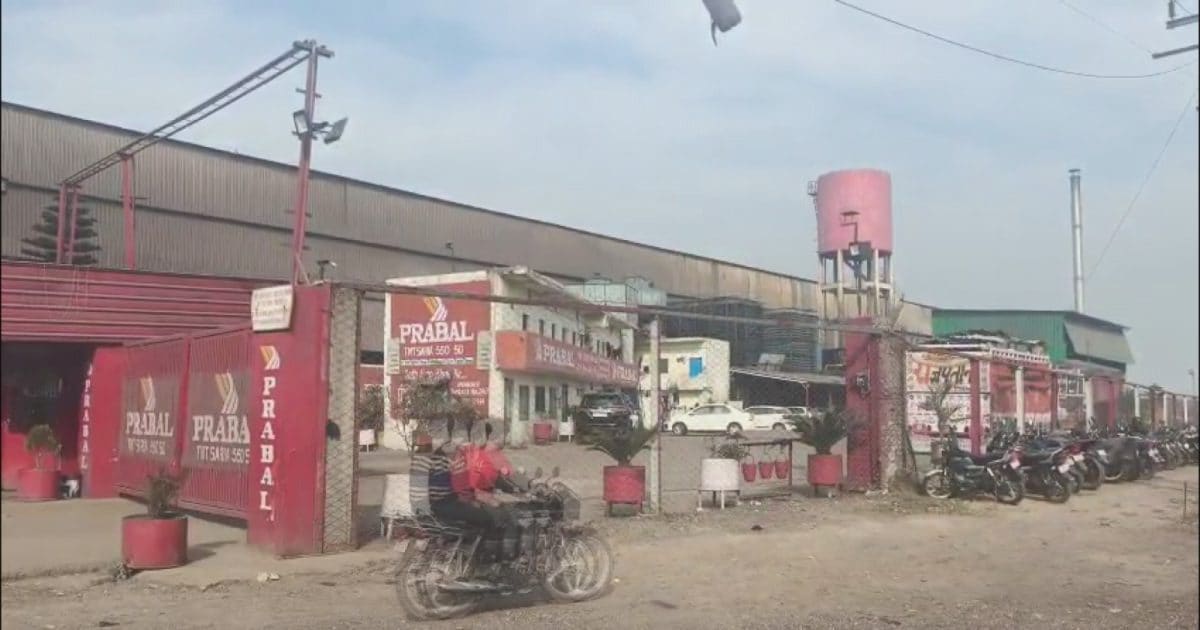 हिमाचल के गगरेट के सरिया उद्योग में बड़ा हादसा, 2 कामगारों की मौत, 3 घायल