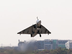 तेजस की डिलिवरी में क्यों हो रही है देरी? (PTI)