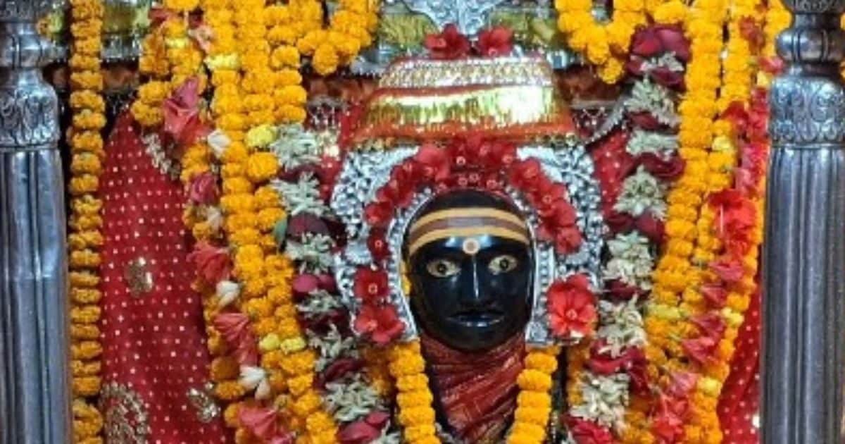 थावे मंदिर चोरी केस में 17 ठिकानों पर छापे, 35 हिरासत मगर जांच की दिशा धुंधली!