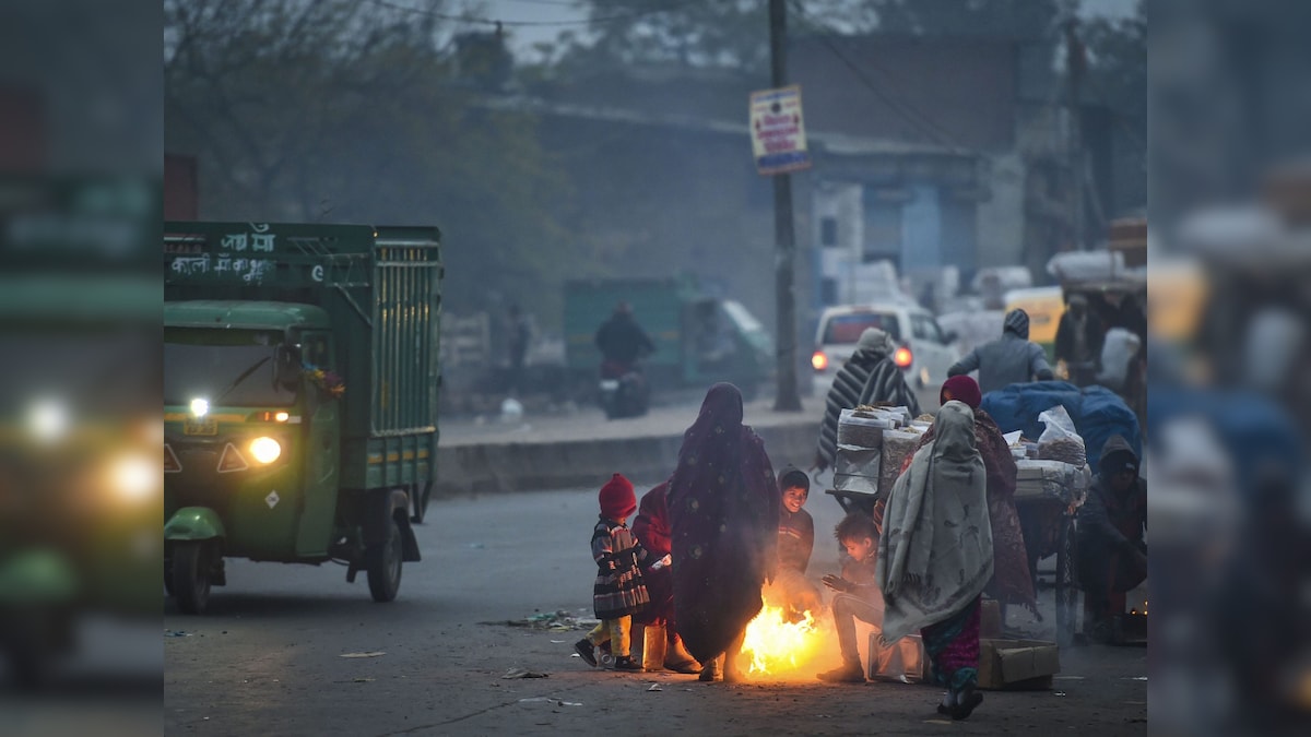 UP में कोहरे से हाहाकार, बिहार में कोहराम, ठिठुर रहे दिल्ली-पंजाब, IMD अलर्ट