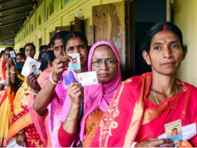 Live: यूपी में नहीं बढ़ी SIR डेट, 2.89 करोड़ के कटेंगे नाम,  90% मैपिंग पूरी