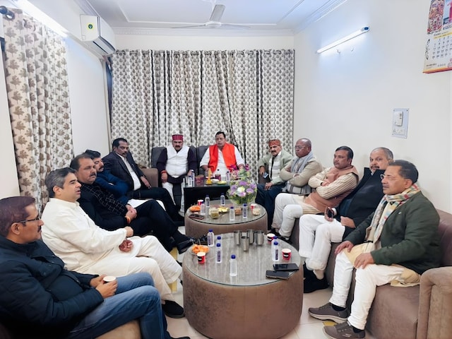 Why did all the BJP MLAs meet during the UP Assembly session, do you want to give any message?