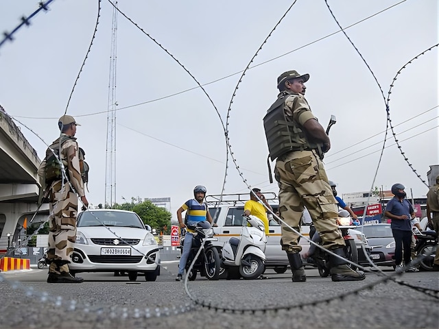  सीमा पर तेजी से बदल रहे हालात, खतरा देख तैयार हो रहे नए बंकर, सर्वे शुरू