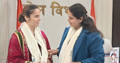 पटना पहुंची साइना नेहवाल