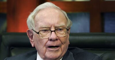 बफेट पहली बार मई 2025 में बर्कशायर की वार्षिक बैठक में अपनी रिटायरमेंट योजना का खुलासा किया था.