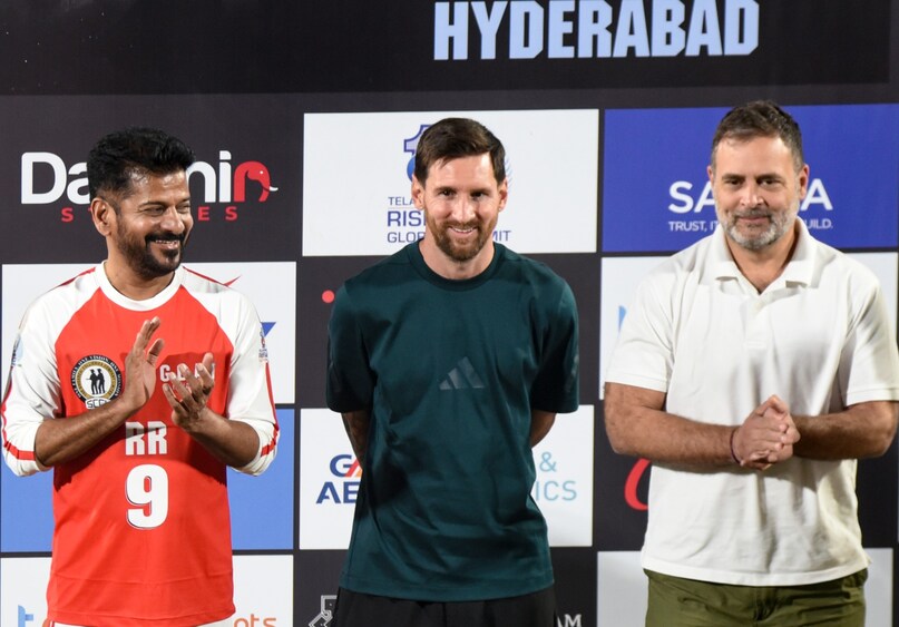 Lionel messi, Rodrigo De Paul, rahul Gandhi, Messi india visit 2025, lionel messi news, Rodrigo De Paul baniyan, Lionel messi football Hyderabad, Lionel messi show in Hyderabad, Lionel messi india visit, Lionel messi Kolkata stampede, Lionel messi Rahul Gandhi, लियोनल मेसी, राहुल गांधी, रोड्रिगो डी पॉल, मेसी इंडिया दौरा