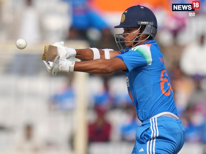 Happy Birthday Yashasvi Jaiswal, Yashasvi Jaiswal 5 records, Yashasvi Jaiswal cricket records, Yashasvi Jaiswal net worth, Yashasvi Jaiswal bcci salary, Yashasvi Jaiswal luxury life stule, Yashasvi Jaiswal cricket stats, यशस्वी जायसवाल, यशस्वी जायसवाल सैलरी, यशस्वी जायसवाल मंथली इनकम, यशस्वी जायसवाल क्रिकेट रिकॉर्ड 