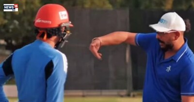 अभिषेक शर्मा एक कैलेंडर ईयर में 100 T20 छक्के लगाने वाले पहले भारतीय बने.