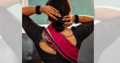 नई दिल्ली.  इस एक्ट्रेस ने भारतीय सिनेमा में एक उल्लेखनीय विरासत बनाई है. अपनी रेंज से फिल्म निर्माताओं को आश्चर्यचकित किया है. 1980 में दशक की शुरुआत से इस हसीना ने बॉलीवुड से साउथ तक में प्रभावशाली प्रदर्शन किया है और लोगों को अपनी एक्टिंग से खूब रिझाया. 2015 में तो वह सुपर-डुपर हिट फिल्म का हिस्सा रहीं, जिससे उन्होंने घर-घर में अपनी खास पहचान बना ली. इस हसीना ने 1993 में विनोद खन्ना के साथ एक रोमांटिक गाना शूट किया था, जिसमें दोनों बारिश में इतने करीब हो गए कि चर्चा का विषय बन गए. 