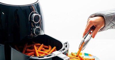 एयर फ्रायर, टोस्टर और हेयर ड्रायर से घर में पॉल्यूशन बढ़ सकता है.