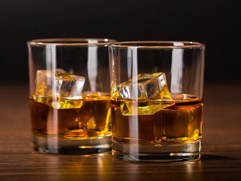 foods to avoid in high blood pressure, hypertension diet foods list, high bp harmful foods, salty foods raise blood pressure, diet tips for bp patients, best diet for hypertension control, हाई ब्लड प्रेशर में क्या न खाएं, बीपी मरीजों के लिए नुकसानदायक फूड्स, हाई बीपी के लिए डाइट टिप्स, ब्लड प्रेशर कंट्रोल करने के लिए क्या खाएं