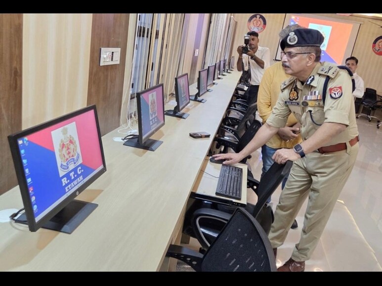 IPS Alok Singh biography, IPS Story, Who is IPS Aok Singh, IPS Officer, Success Story, ALOK SINGH ADG Kanpur Zone, Noida's First Police Commissioner Alok Singh, ips ki kahani, alok singh ips, ips alok singh news, kanpur news, alok singh ips, upsc, upsc news, upsc sucess story, upsc ki kahani,