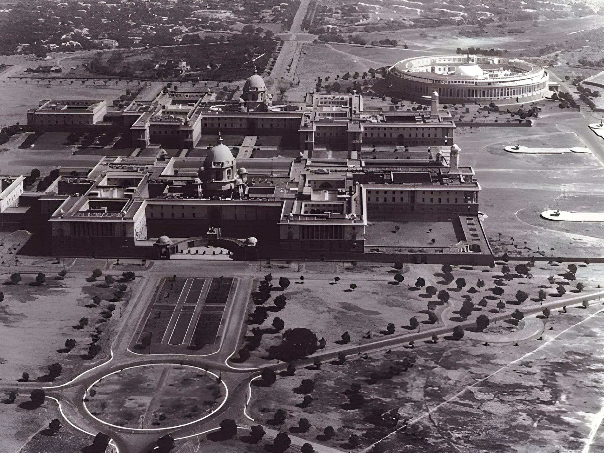 मुगलों की तंग गलियों वाला वो शहर आज ही के दिन बनी देश की राजधानी कहानी