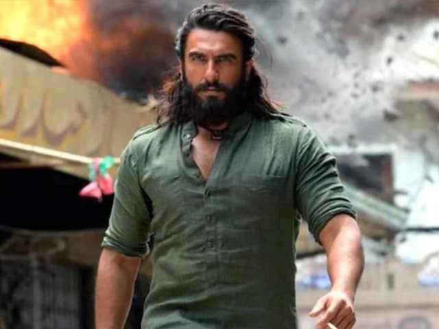 'बॉलीवुड जिंदा है..', 'धुरंधर' पर आरोप लगाने वालों को एक्टर ने लिया आड़े हाथ