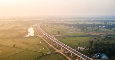 बिहार के मुंगेर और भागलपुर जिलों की कनेक्टिविटी बेहतर करने के लिए  गंगा पथ बनाया जा रहा है. (प्रतीकात्‍मक तस्‍वीर- AI)