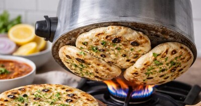 कुकर में तंदूरी रोटी