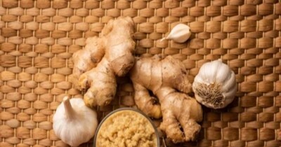 टायर से कुचल-कुचल कर तैयार कर दिया पेस्ट (इमेज- फाइल फोटो) 