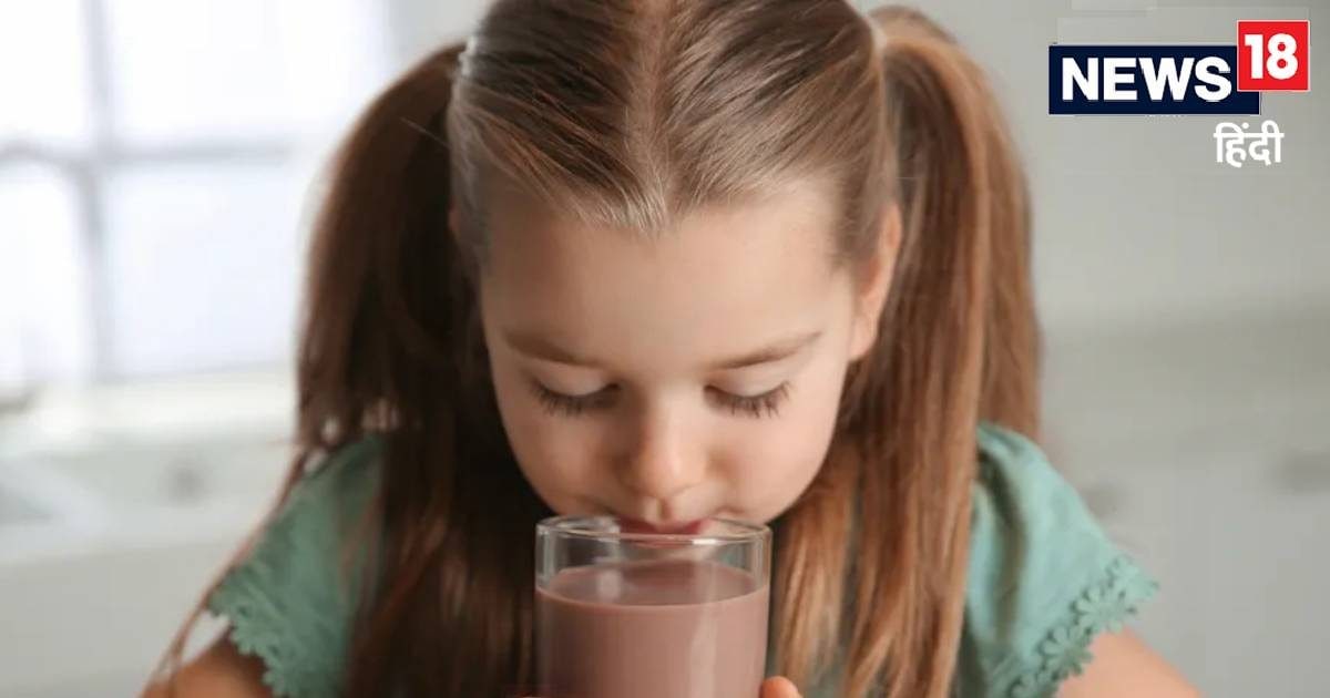 टॉलर, स्ट्रॉंगर, स्मार्टर बनने के लिए, मैदा-चीनी का घोल पी रहे बच्चे! सांसद...