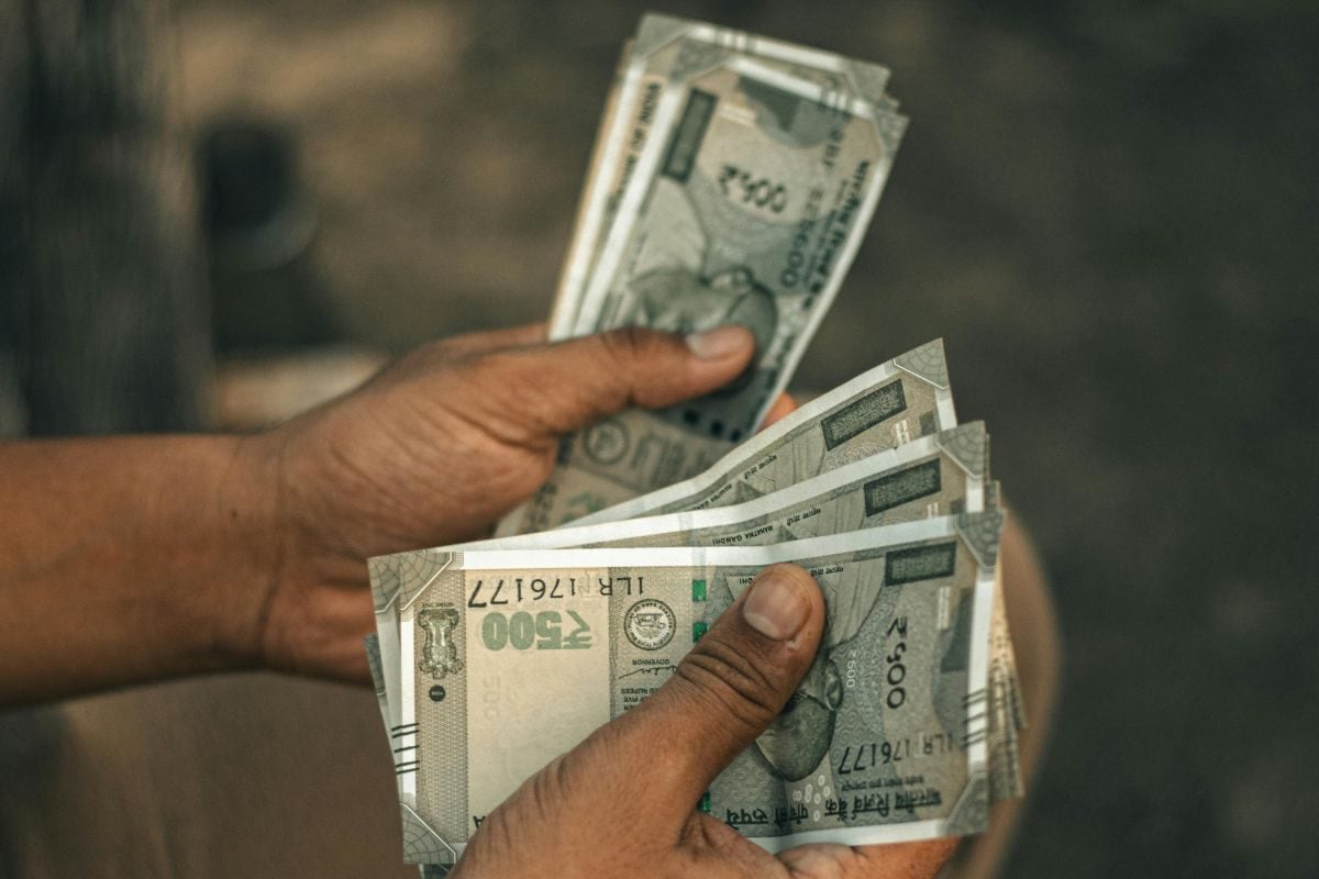 भारतीय घरों में छुपा है जीडीपी से भी बड़ा खजाना अमीर-गरीब सबने इसे खरीदा