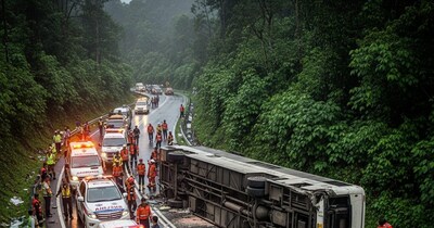 इंडोनेशिया में सड़क हादसे में 12 लोगों की मौत. (AI)