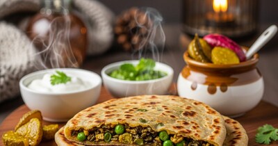 मेथी मटर पराठा