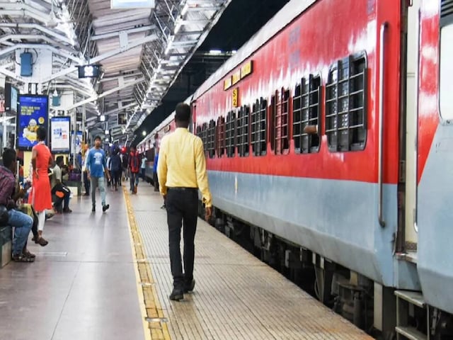 माता वैष्‍णो देवी के दर्शन का है प्‍लान, देख लें कैंसिल ट्रेनों की लिस्‍ट