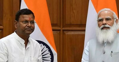 यूपी बीजेपी प्रदेश अध्यक्ष की रेस में पंकज चौधरी का नाम सबसे आगे.