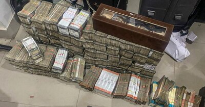 अमेरिकी लोगों से ठगी करने वाले गिरफ्तार.