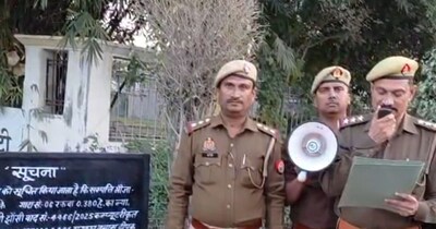 झांसी में सपा नेता पर एक्शन.