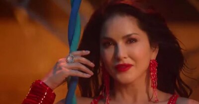 सनी लियोनी के कार्यक्रम को रद्द करने की मांग.