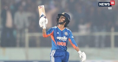 जेमिमा रोड्रिग्स ने नाबाद अर्धशतकीय पारी खेलकर भारत को जीत दिलाई. 