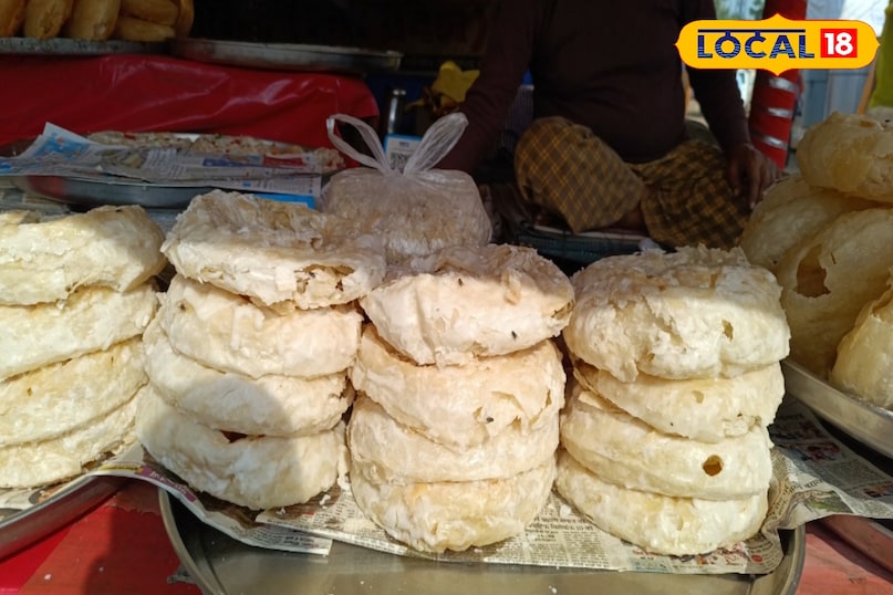 धौलपुर की स्पेशल खजला मिठाई—सिर्फ 2 महीने मिलने वाला राजस्थान का स्वाद धौलपुर की स्पेशल खजला मिठाई—सिर्फ 2 महीने मिलने वाला राजस्थान का स्वाद