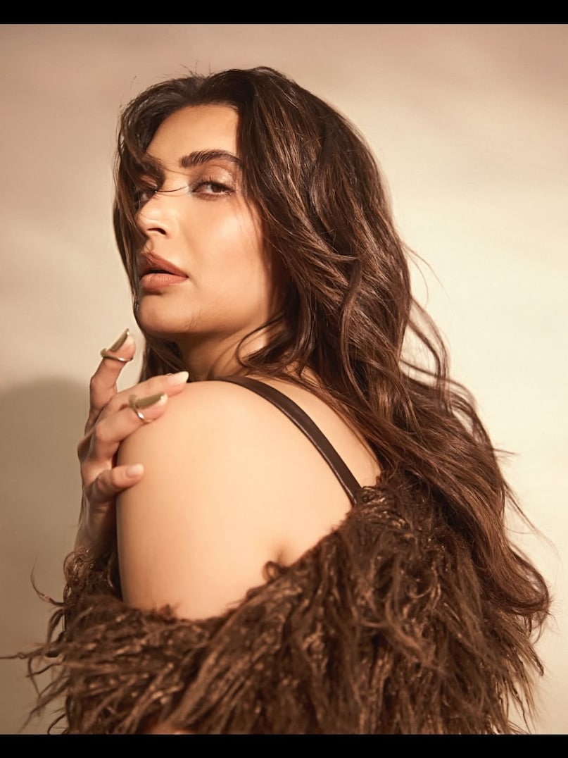 karishma tanna, karishma tanna struggle, karishma tanna movies, karishma tanna life story, karishma tanna birthday