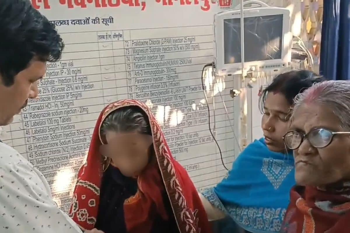 6 वीं की छात्रा को टीचर ने सुनाई सजा, 101 उठक-बैठक लगाते-लगाते हुई बेहोश