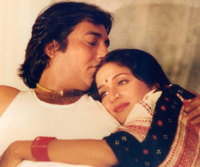 Madhuri dixit, Rekha, vinod Khanna, Amitabh Bachchan, shatrughan Sinha, Farhan Akhtar, Madhuri dixit vinod Khanna dayavan, Amitabh Bachchan shatrughan Sinha kala pathar, movie zindagi na milegi dobara, Bollywood controvery