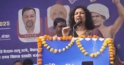 एमपी की आईएएस मीनाक्षी सिंह के बयान वायरल हो रहे हैं. 