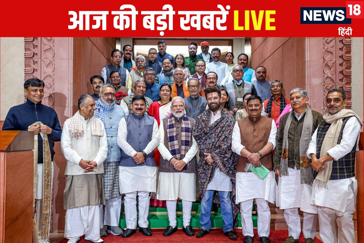 PM मोदी की NDA सांसदों के साथ आज डिनर मीटिंग बाबर मूत्रालय पर बवाल