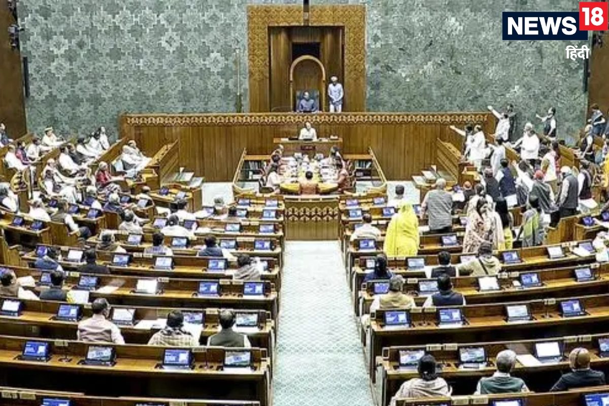 दादा आप पब्लिक हेल्‍थ के लिए खतरा पैदा कर रहेसिगरेट मामले में बीजेपी हमलावर