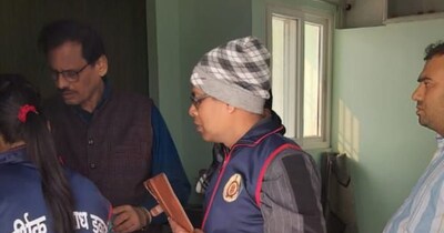 बैंक अफसर के ठिकानों पर ईओयू की रेड. 