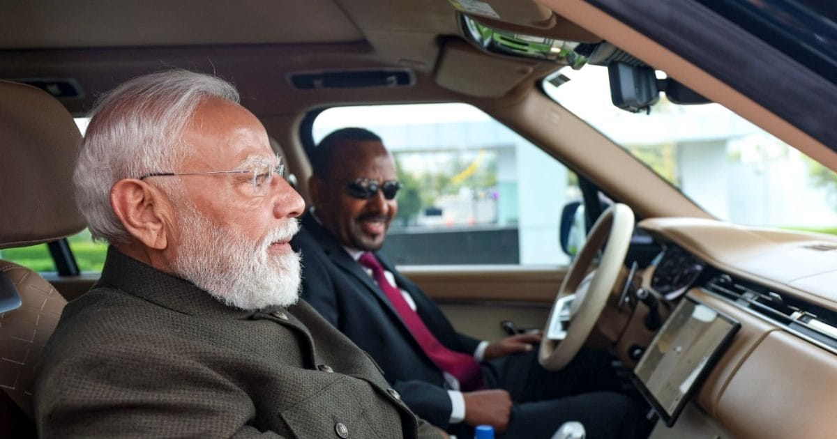 Had Ratan Tata been alive, he would have been very happy, the picture of PM Modi's Range Rover in Ethiopia is something like this.