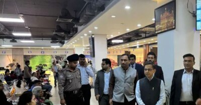 बांग्‍लादेश के लोगों से सीधे संपर्क की कोश‍िश. (Photo-X_@iSoumikSaheb)