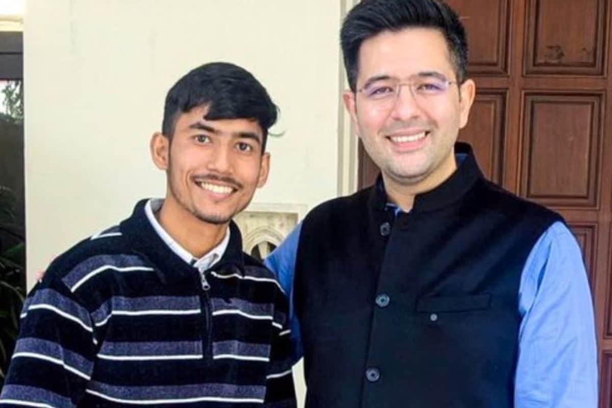 52 रुपये घंटे कमाने वाले सांसद ने बुलाया घर उसके बाद जो हुआ वह कहानी बन गया