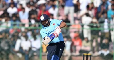 विजय हजारे ट्रॉफी में  जयपुर में रोहित शर्मा ने सिक्किम के खिलाफ ठोका तूफानी शतक