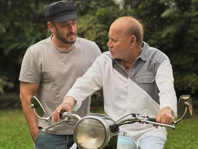 salim Khan, salim Khan Full name, salim Khan Afghan roots, salim Khan flop hero, salim Khan family and wivies, salman khan net worth, Superstars father salim Khan, सलीम खान, सलीम खान का अफगानिस्तान से रिश्ते, सलीम खान का परिवार बचपन और शादी, हीरो क्यों नहीं बन सके सलीमन खान, सलीम खान और सलमान खान salim Khan, salim Khan Full name, salim Khan Afghan roots, salim Khan flop hero, salim Khan family and wivies, salman khan net worth, Superstars father salim Khan, सलीम खान, सलीम खान का अफगानिस्तान से रिश्ते, सलीम खान का परिवार बचपन और शादी, हीरो क्यों नहीं बन सके सलीमन खान, सलीम खान और सलमान खान