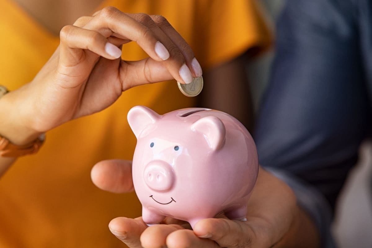 पीपीएफ सुकन्‍या पर सरकार ने तय किया ब्‍याज नए साल में कितना मिलेगा रिटर्न