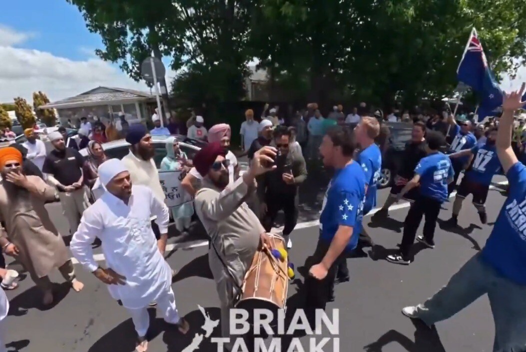 sikh nagar kirtan protest