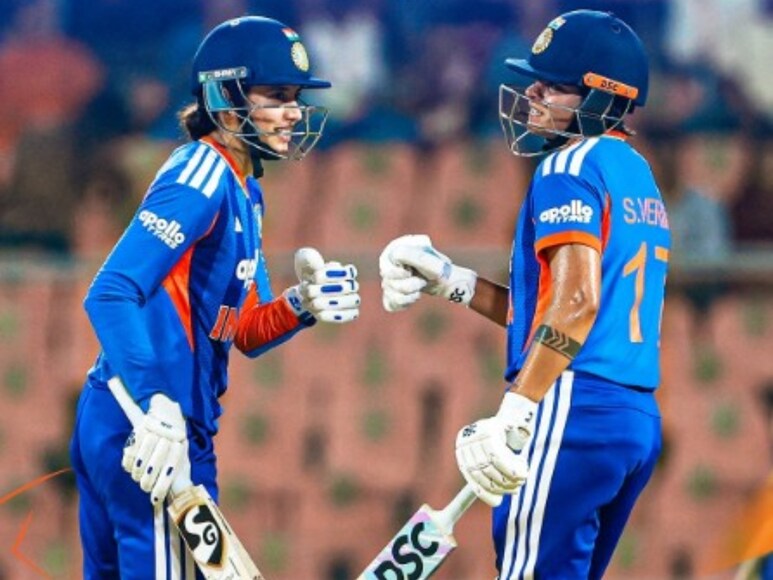 smriti mandhana, shafali verma, india women vs sri lanka women, smriti mandhana fifty, shafali verma third consecutive fifty, smriti mandhana shafali verma world record partnership, स्मृति मंधाना, शेफाली वर्मा, भारत महिला बनाम श्रीलंका महिला चौथा टी20