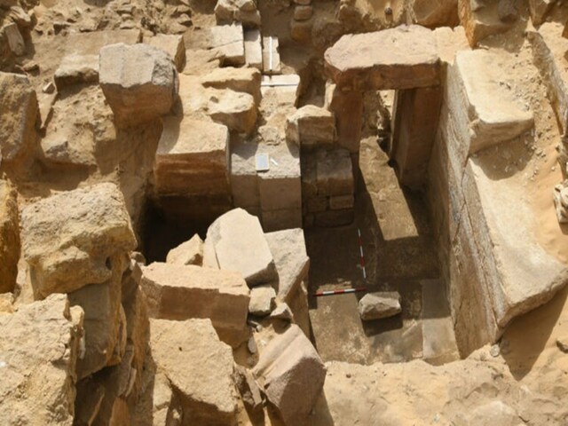 इजिप्ट में मिला 4,500 साल पुराना मंदिर, होती थी सूर्य देव की पूजा!