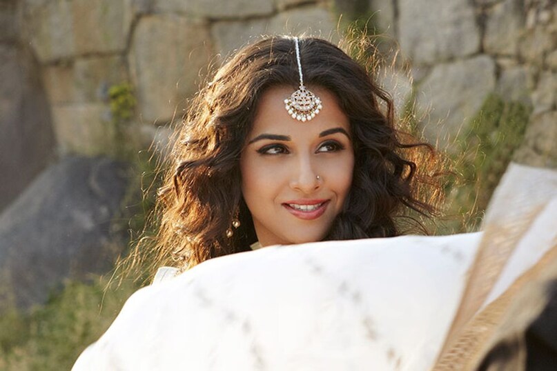 Vidya Balan, Vidya Balan Birthday, Vidya Balan 47th birthday, low budget film became blockbuster, the dirty picture unknown facts, how unlucky labeled heroin known as superstar, why Kangana Ranaut reject the dirty picture , the dirty picture b udget and collection, विद्या बालन, विद्या बालन का बर्थडे, विद्या बालन की फिल्म डर्टी पिक्चर, विद्या बालन ने जब 29 साल बड़े हीरो संग हसीना ने किया रोमांस, द डर्टी पिक्चर का कलेक्शन और बजट