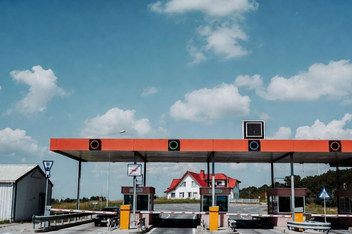 टोल टैक्‍स बकाया है तो नहीं बेच सकेंगे गाड़ी न ही मिलेगा फिटनेस प्रमाण पत्र सरकार ने लागू कर दिया नया नियम